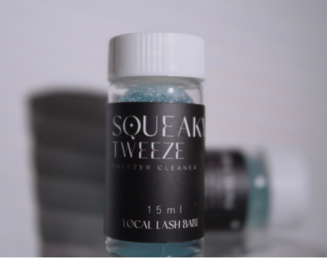 Squeaky Tweeze | Tweezer Cleaner
